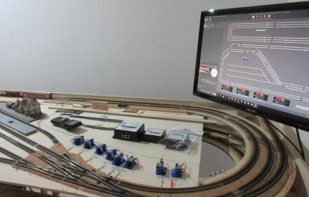 Modellbahn Stahl- & Maschinenbau-Lagergebäude, Außenlampe beleuchtet mit SMD LED 0402