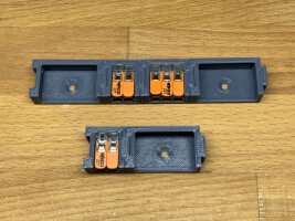 Halterung für WAGO 221 Klemmen mit Anreihnoben - Farbe Grau